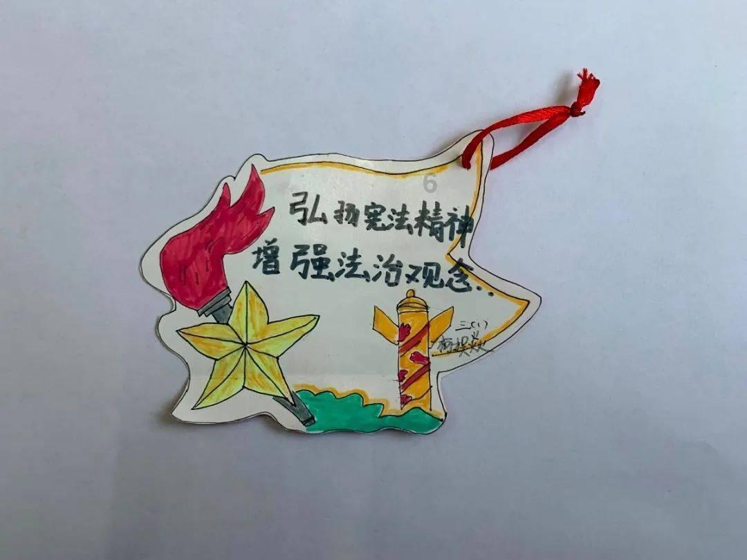 假如你死了之后，发现在另一个世界醒了过来，你会怎么想？游戏画面